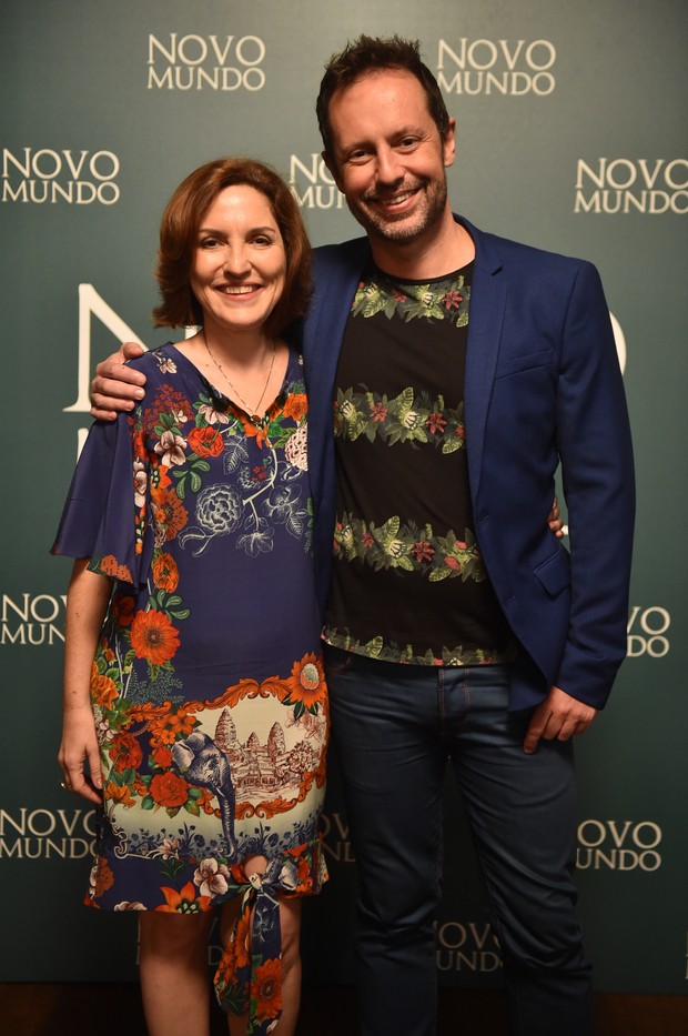 Thereza Falcão e Alessandro Marson, os autores da novela Novo Mundo (Foto: Globo/Mauricio Fidalgo)