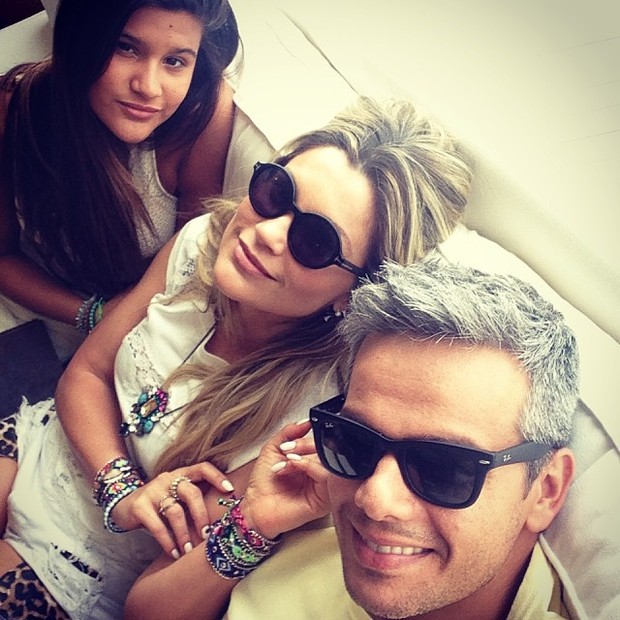 Flávia Alessandra, filha Giulia e Otaviano Costa  (Foto: Instagram / Reprodução)