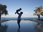 Beyoncé mostra foto de Jay-Z brincando com a filha Blue Ivy