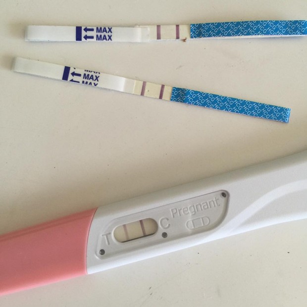 Deborah Secco relembra teste de gravidez (Foto: Reprodução/Instagram)