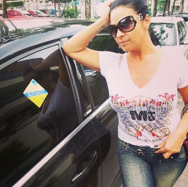 Solange Gomes teve carro multado (Foto: Instagram / Reprodução)