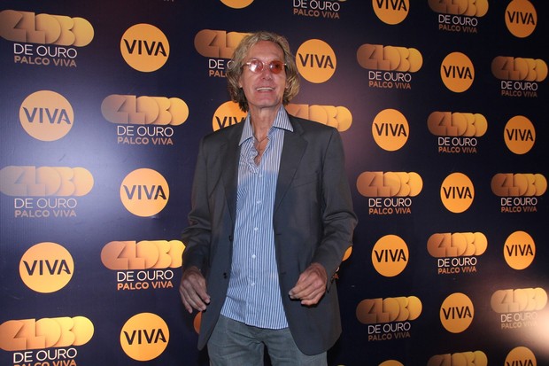Eduardo Dusek no Globo de Ouro (Foto: Alex Palarea e Felipe Panfili / AgNews)