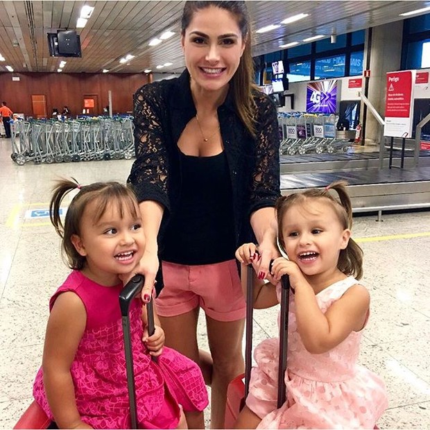 Natália Guimarães com as filhas, Maya e Kiara (Foto: Instagram/ Reprodução)