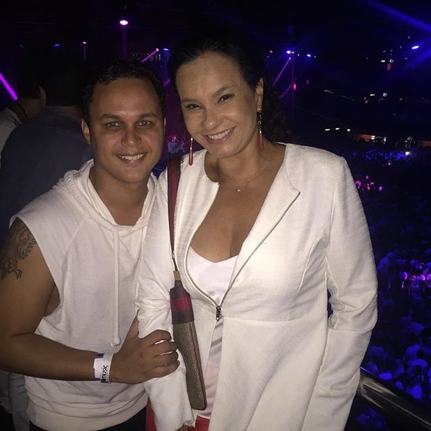 Jamerson Andrade e Solange Couto em show na Zona Oeste do Rio (Foto: Instagram/ Reprodução)