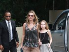 Kate Moss vai a ponto turístico do Rio com a filha 