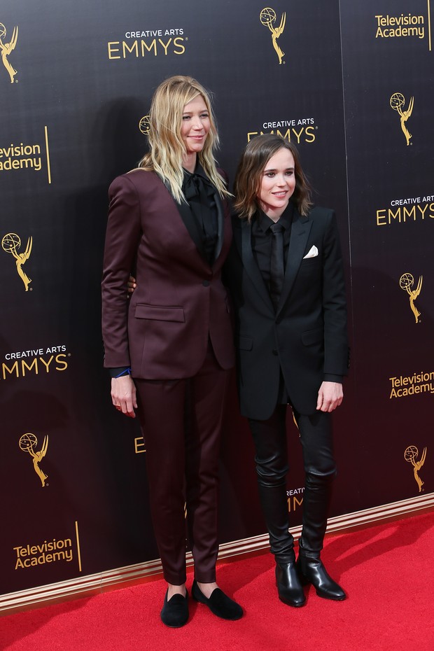 Ellen Page e Samantha Thomas participam do Creative Arts Emmy Awards (Foto: Getty Image)