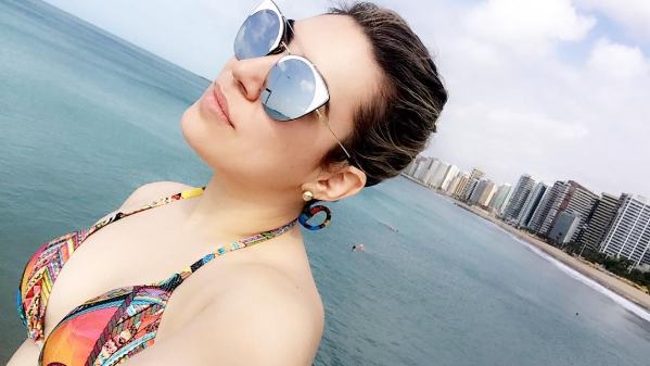 Naiara Azevedo em praia de Fortaleza (Foto: Reprodução / Instagram)