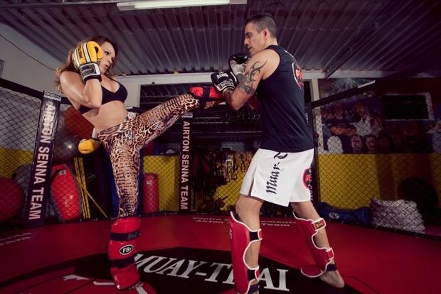 Marinara Costa se dedica ao Muay Thai (Foto: Matheus CoutinhoDivulgação)