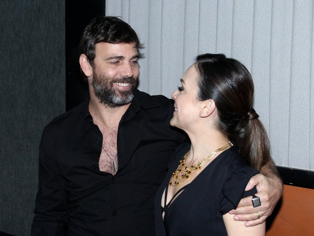 Marcelo Faria e Gabriela Duarte em pré-estreia de filme na Zona Sul do Rio (Foto: Alex Palarea/ Ag. News)