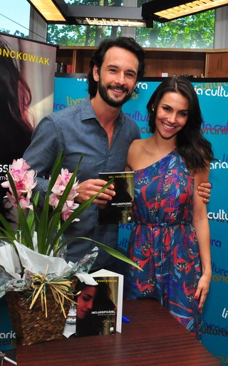 Mel Fronckowiak e Rodrigo Santoro (Foto: Roberto Teixeira / EGO)