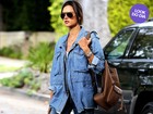 Look do dia: Alessandra Ambrósio aposta em visual total jeans