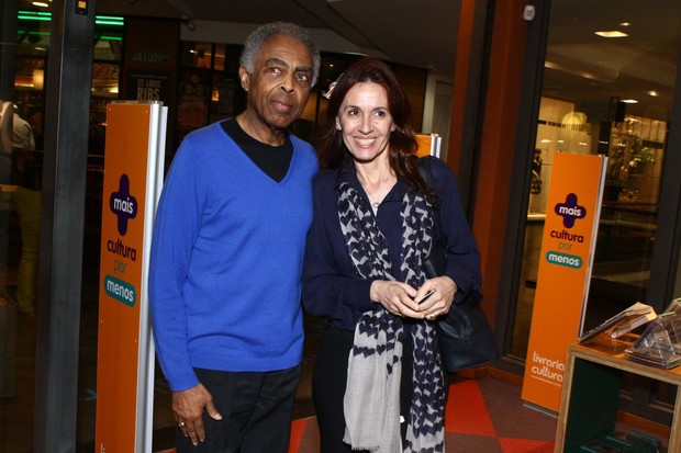 Gilberto e Flora Gil no lançamento de "A linha e o linho" (Foto: Raphael Mesquita / Foto Rio News)