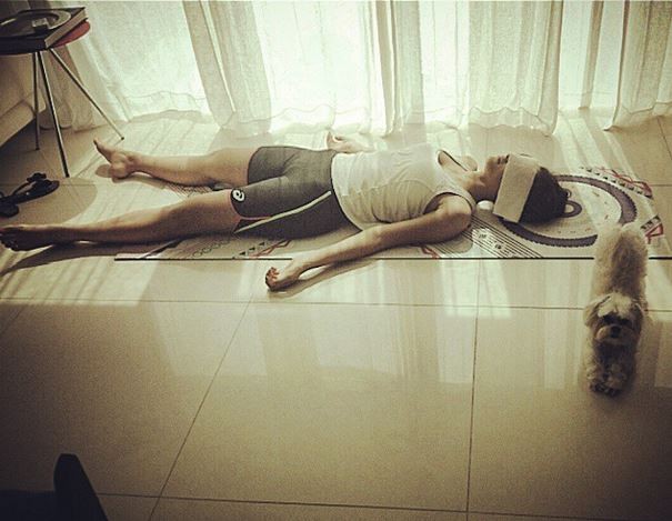  José Loreto mostra Débora Nascimento após ioga (Foto: Instagram / Reprodução)