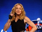 Madonna exibe os braços musculosos em entrevista