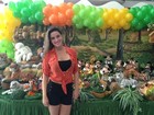 Ex-BBB Laisa ganha festa surpresa em São Paulo