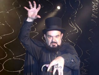 José Mojica Marins como Zé do Caixão (Foto: Divulgação)