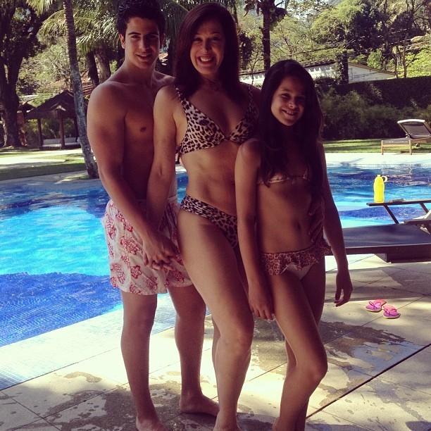 Enzo, Claudia Raia e Sophia (Foto: Reprodução/Instagram)