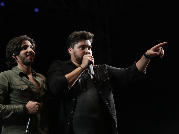 Pedro e Benício em show em São Paulo (Foto: Cláudio Augusto/ Brazil News)