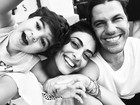Juliana Paes posta foto fofíssima com marido e filho durante férias na Disney