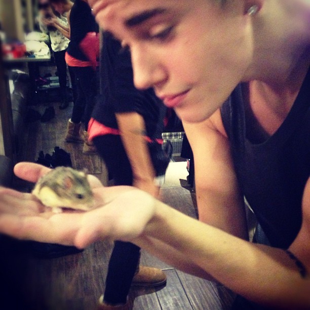 Justin Bieber com PAC (Foto: Reprodução/Instagram)
