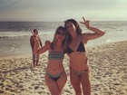 Amanda Lee posta foto de biquíni em dia de praia