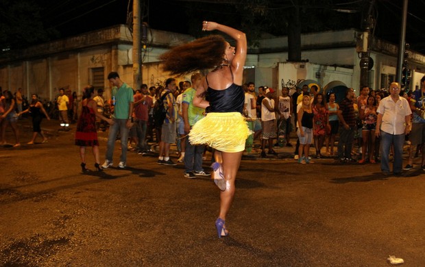 Juliana Alves em ensaio técnico da Unidos da Tijuca (Foto: Henrique Oliveira/ Foto Rio News)