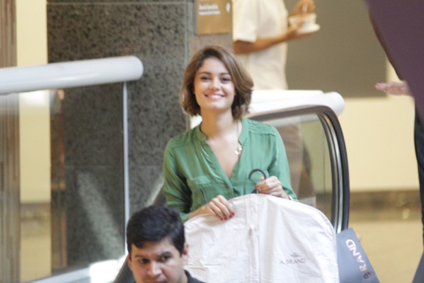 Sophie Charlotte vai a shopping no RJ (Foto: Derick Abreu / Photo Rio News)