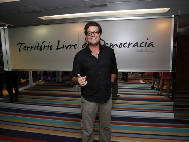 Felipe Camargo em estreia de peça na Zona Sul do Rio (Foto: Felipe Assumpção/ Ag. News)