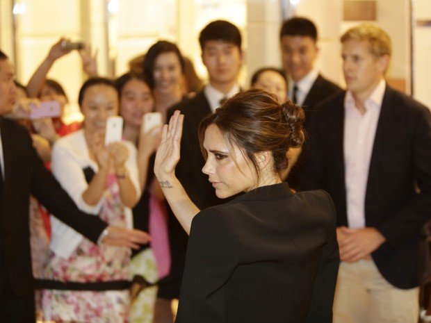 Victoria Beckham em evento em Pequim, na China (Foto: Jason Lee/ Reuters)