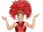 Xuxa compartilha look carnavalesco em rede social