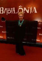 Rogéria festeja entrada na novela 'Babilônia': 'Espero bombar'