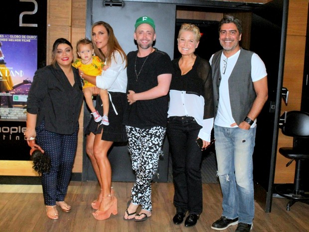 Preta Gil, Ivete Sangalo, Paulo Gustavo, Xuxa e Junno Andrade em shopping na Zona Sul do Rio (Foto: Daniel Delmiro/ Ag. News)