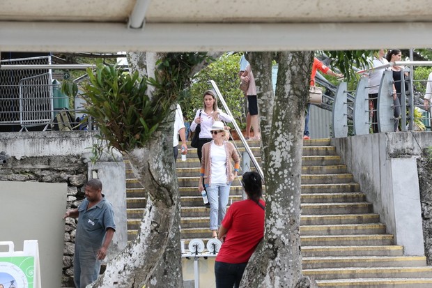 Diane Kruger e namorado no Pão de Açucar (Foto: André Freitas / AgNews)