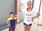 Flávia Alessandra leva filha caçula para se exercitar: 'Minha florzinha'