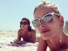 Yasmin Brunet curte dia de sol com a mãe e posta selfie