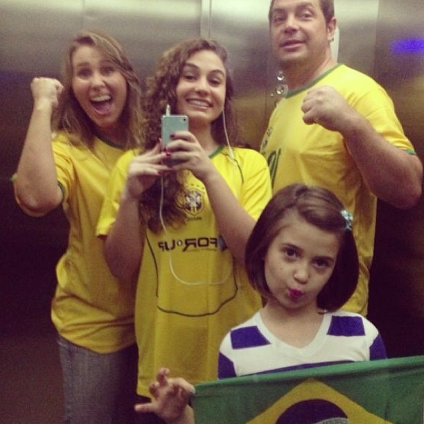 Andreá Sorvetão e família (Foto: Reprodução/Instagram)