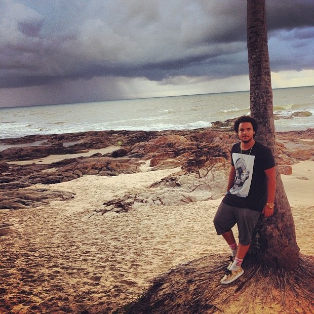 Connor Cruise na Costa do Sauípe (Foto: Reprodução/Instagram)