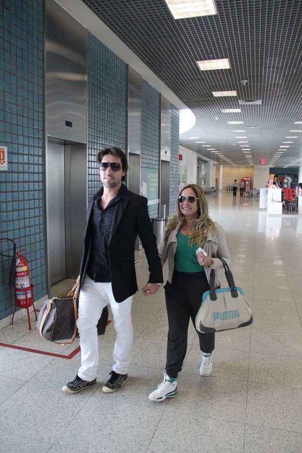 Susana Vieira e Sandro Pedroso (Foto: Marcello Sá Barretto/AgNews)
