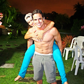 Kaká, o marido galã de Simone, da dupla com Simaria (Foto: Reprodução / Instagram)