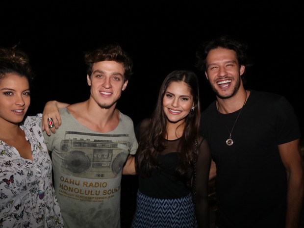 Ana Terra, Gabriel Chadan, Jessika Alves e Nando Rodrigues em festa no Rio (Foto: Fred Pontes/ Divulgação)