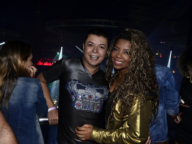 David Brazil e MC Ludmilla em show na Zona Oeste do Rio (Foto: Roberto Teixeira/ EGO)
