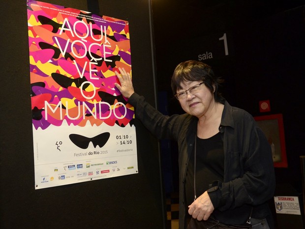 Diretora Tizuka Yamasaki em cinema na Zona Sul do Rio (Foto: Roberto Teixeira/ EGO)