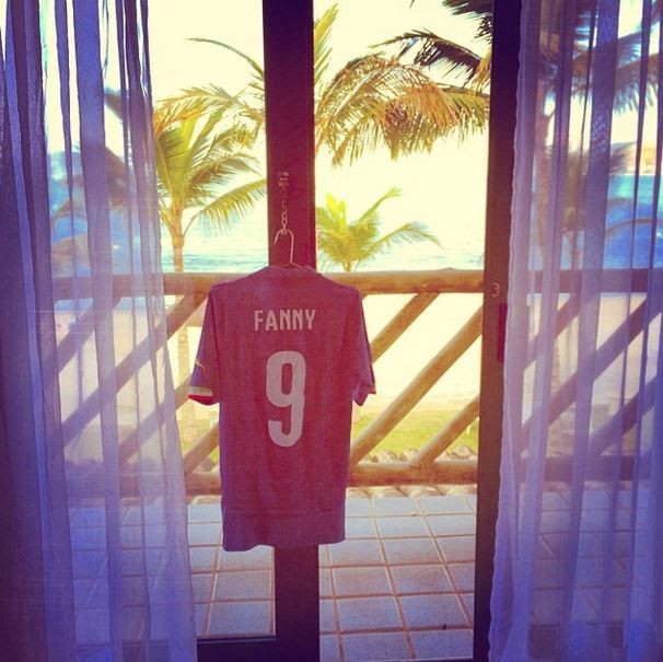 Camisa de Fanny Neguesha (Foto: Instagram / Reprodução)