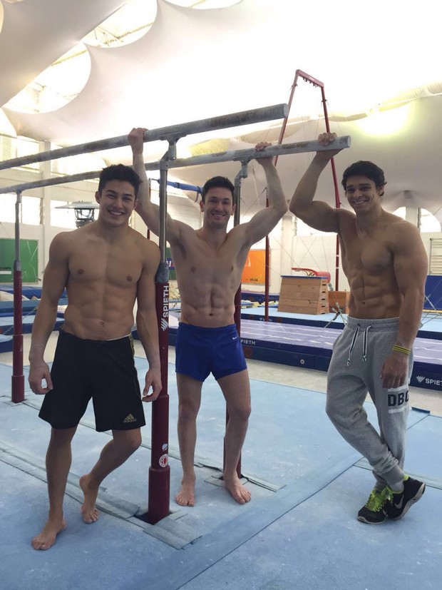 Atletas da seleção brasileira masculina de ginástica artística  (Foto: Divulgação)