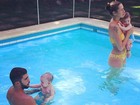Luana Piovani posa com a família em dia de piscina