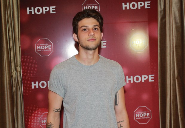 Chay Suede (Foto: Celso Tavares / EGO)
