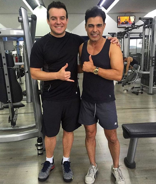 Belutti e Zezé Di Camargo na academia (Foto: Reprodução / Instagram)