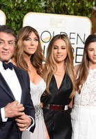 Sylvester Stallone vai com a mulher e as filhas modelos no Globo de Ouro