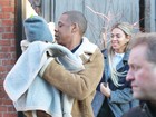Beyoncé almoça com o marido, Jay-Z, e com a filha