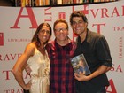 Cynthia Howlett e Eduardo Moscovis vão a lançamento de livro no Rio